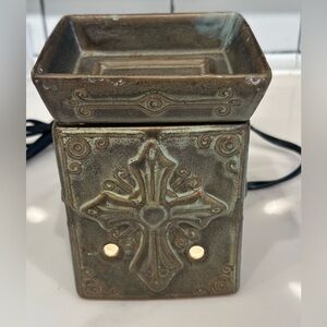 Scentsy Antique Bronze Wax Warmer